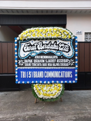 Papan Bunga Duka di Pulau Untung Jawa